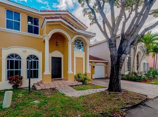 10866 NW 51st Ln, Doral, FL 33178