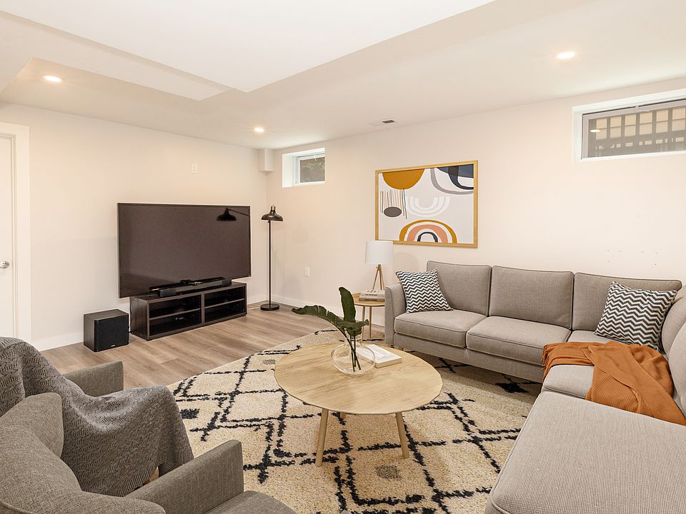 Living Room (Virtually Staged)