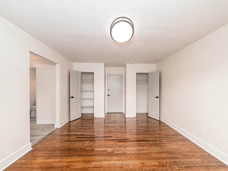Sherwood Flats — Photo 16
