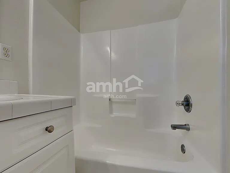 20592 SW Gracie St — Photo 12