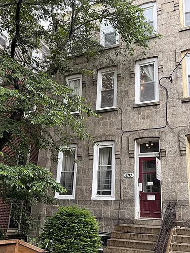 4117 Pine St #2R Photo 1