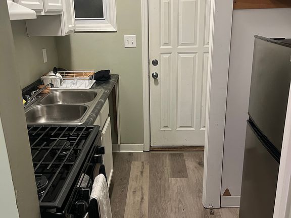2nd image of 38 Highland St #4