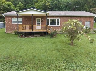 3783 State Highway 476, Clayhole, KY 41317