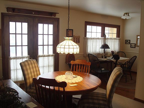 4th image of 810 E Franciscan Dr