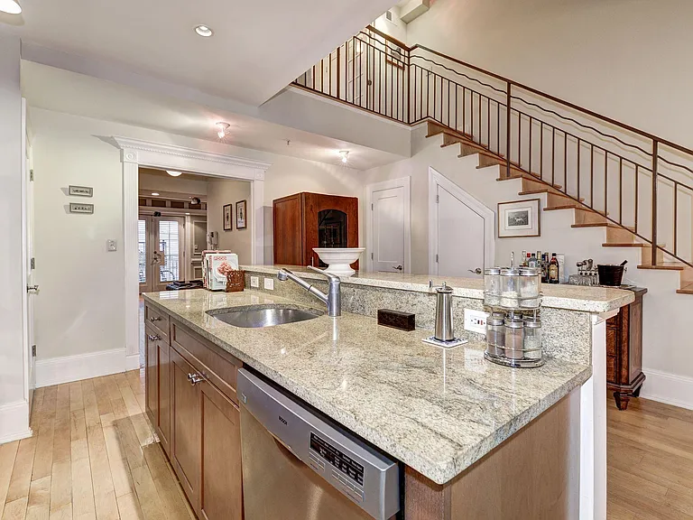 1411 N St NW — Photo 10