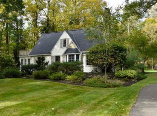 1770 Woodstock Rd, Gates Mills, OH 44040