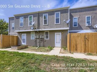 1000 Sir Galahad Dr APT B, Lafayette, CO 80026