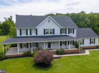 65 Watters Rd, New Park, PA 17352