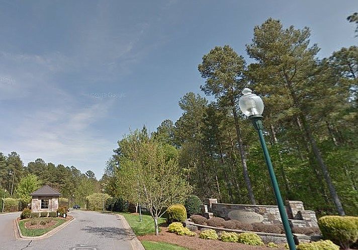 2nd image of 5033 Harbor View Dr E