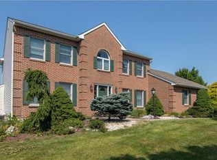 4601 Hampshire Dr, Bethlehem, PA 18017