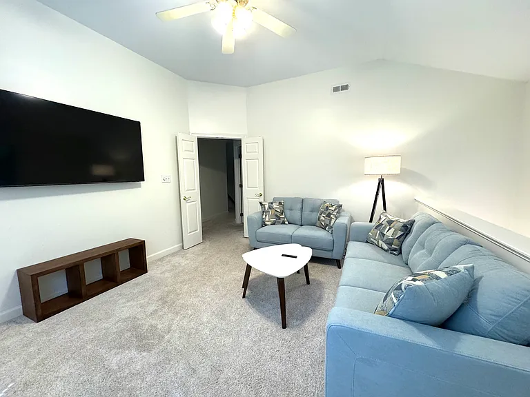 5808 Laurel Rock Ln — Photo 31