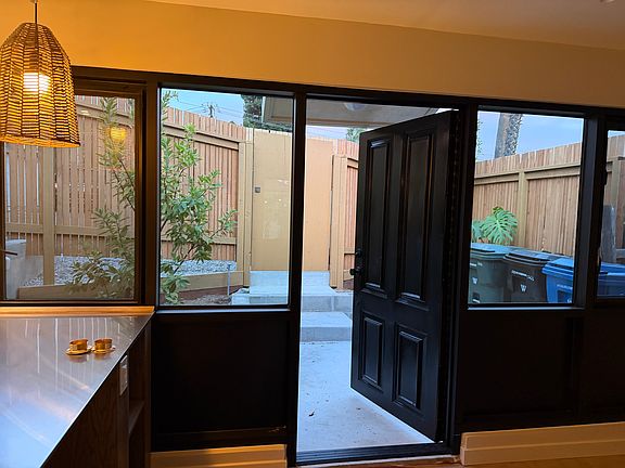 5th image of 5664 Newlin Ave