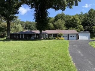 100 Mount Pleasant Rd, Louisa, KY 41230