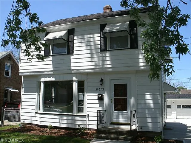 10629 Elmwood Ave photo 1