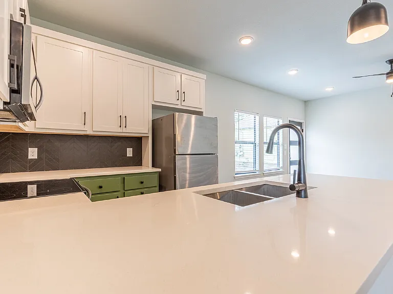 2346 Dakota St #1101 — Photo 19