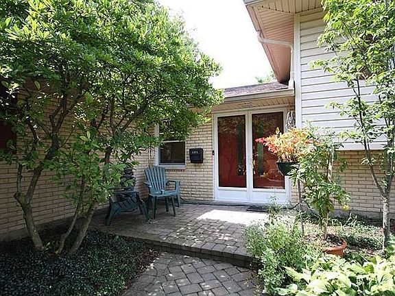 5th image of 5375 Oakvista Pl
