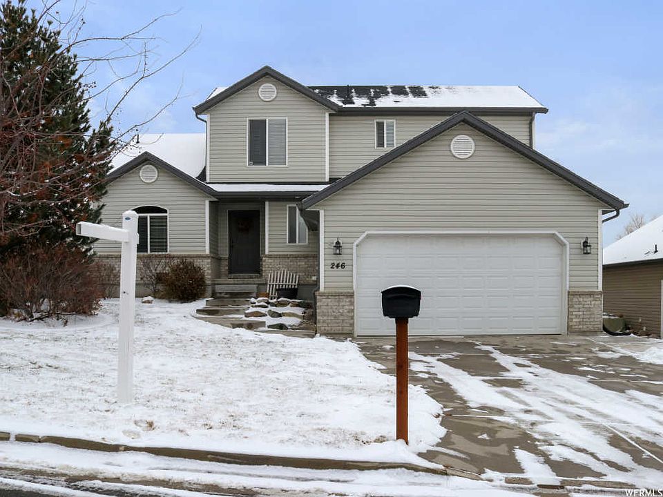 1st image of 246 E Appaloosa Way