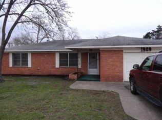 1909 E William J Bryan Pkwy, Bryan, TX 77803