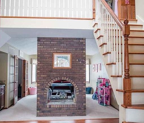 2nd image of 5561 Pin Oak Cir