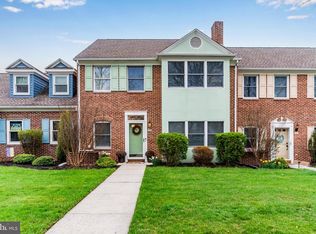 1208 White Birch Ln, Carlisle, PA