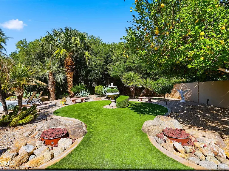 7642 E Hartford Dr — Photo 43