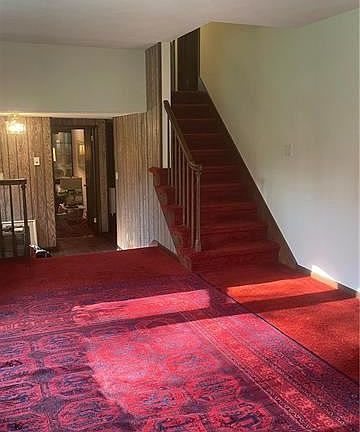 2nd image of 8769 Spinnerstown Rd