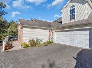 204 Merry Ln, Hillsborough Twp., NJ 08844