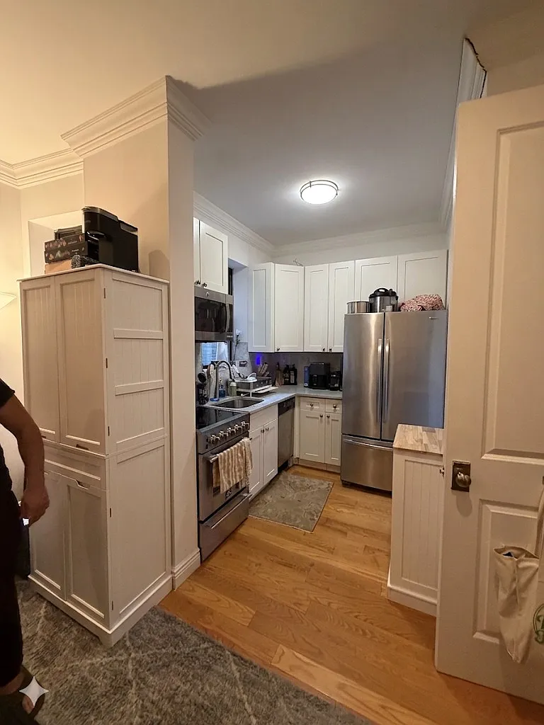 Building Photo - 245 Ocean Pkwy #B2