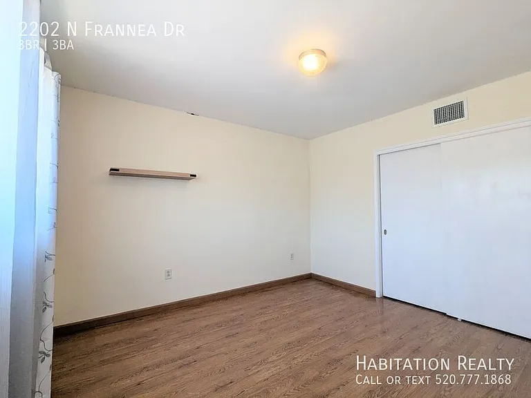 2202 N Frannea Dr — Photo 12