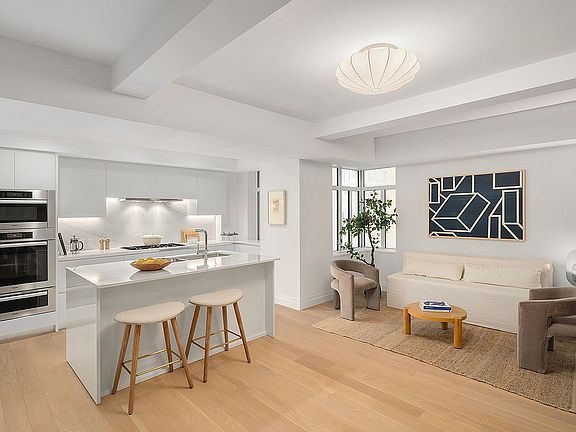 4th image of 737 Park Ave APT 2G