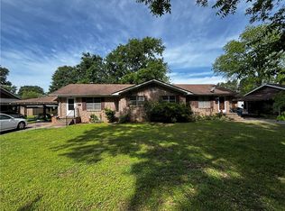 305 & 307 N Central St, Clarksville, AR 72830
