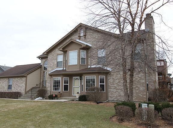3rd image of 627 Kresswood Dr #627