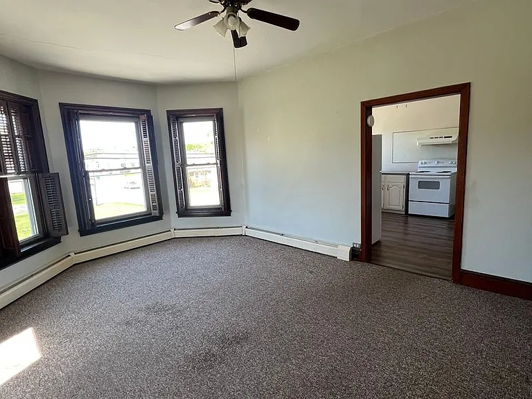 200 Walnut St — Photo 2