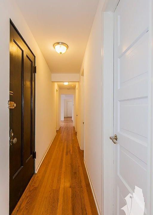 2nd image of 3722 N Sheffield Ave APT 2S