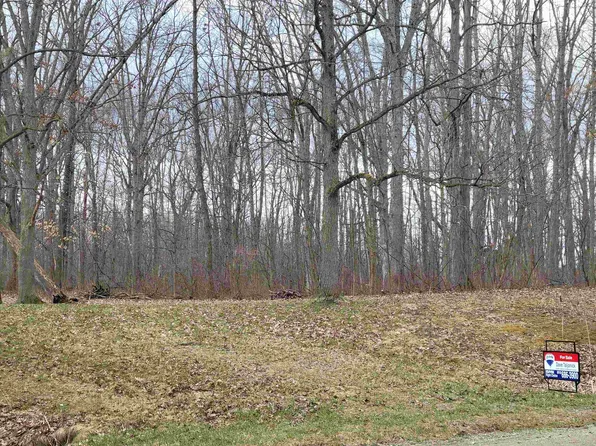 9010 E Vienna Rd, Otisville, MI 48463