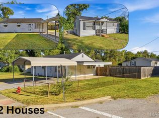 1853 Doris Ave, Cahokia, IL 62206