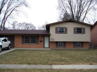 1461 Indian Hill Ave, Hanover Park, IL 60133