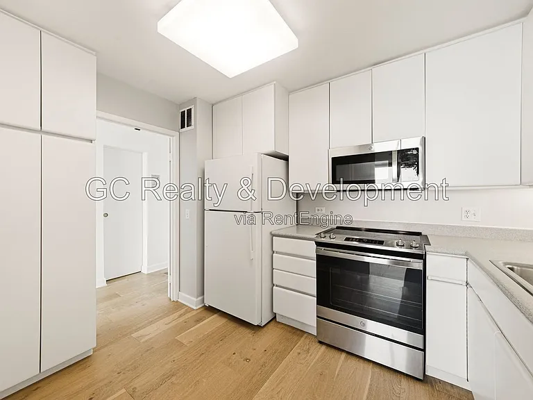 5445 N Sheridan Rd #2810 — Photo 7