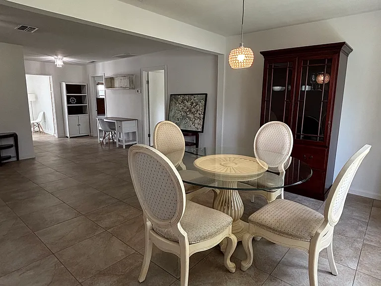 2201 Pelican Dr — Photo 6