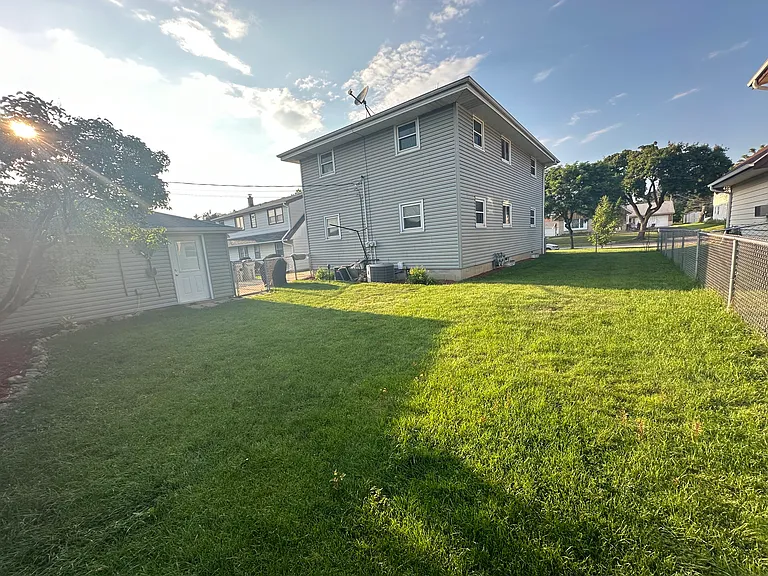 9013 W Tripoli Ave — Photo 9
