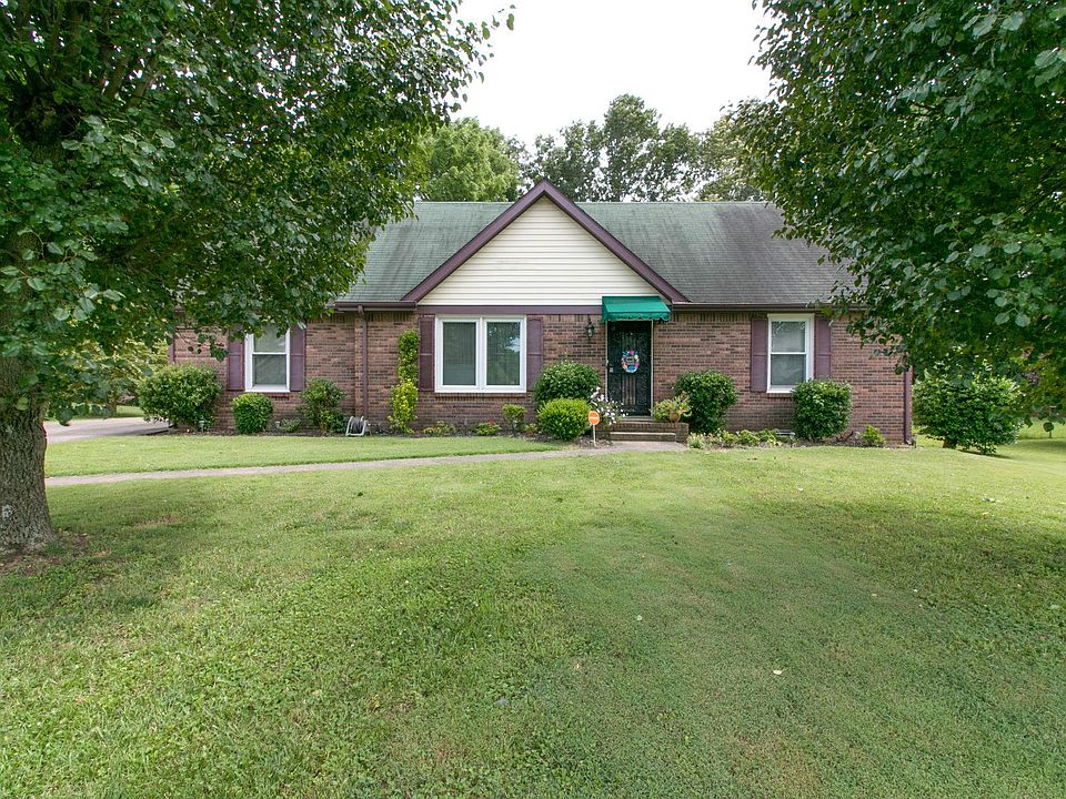 1st image of 216 Marshall Dr