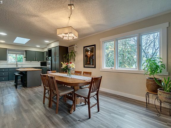 5th image of 1104 NW 52nd St
