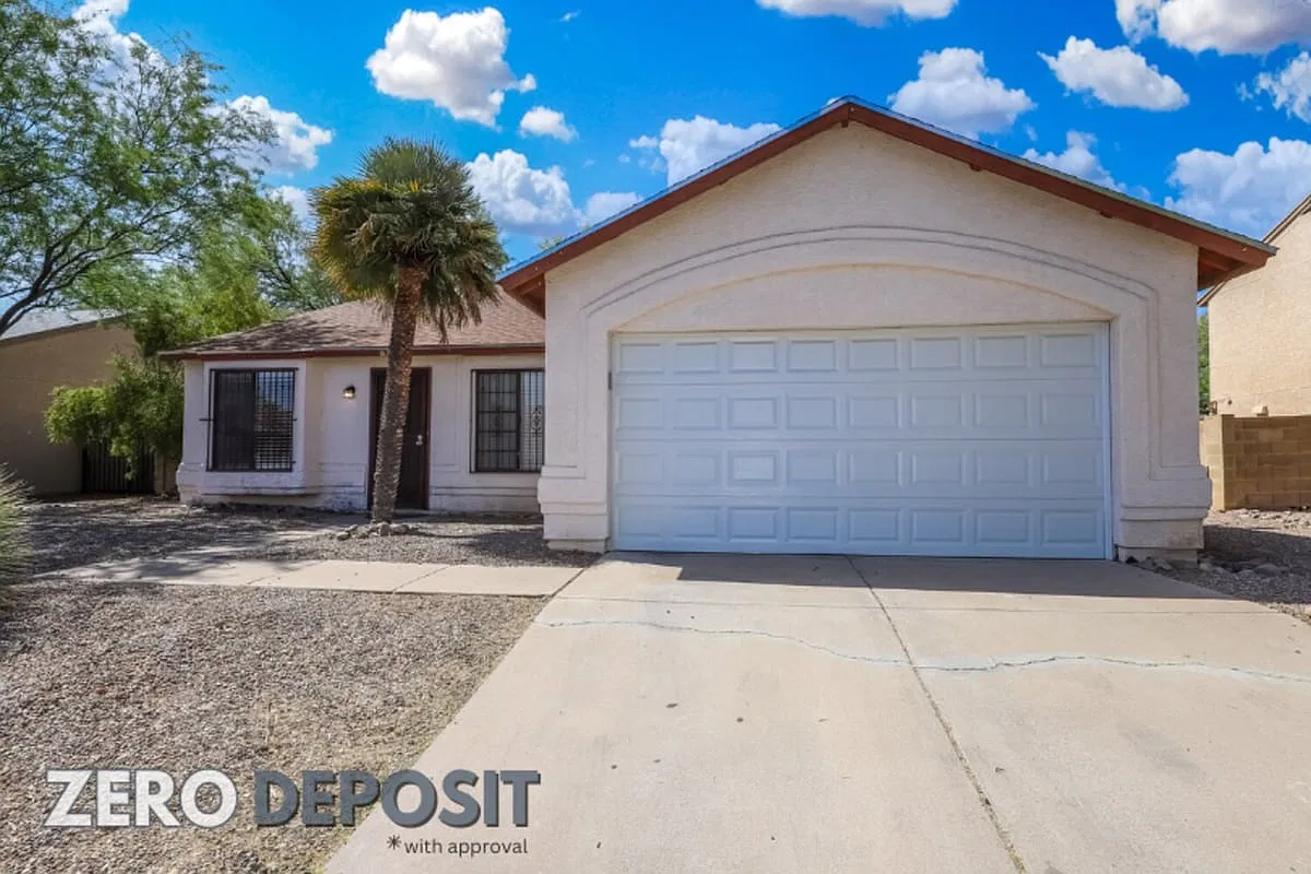1621 Colonial Heights Tucson AZ 85746 — Photo 1