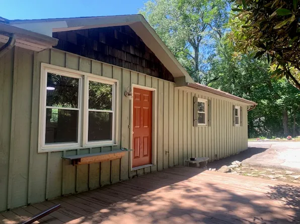 156 Pinnacle Ln, Boone, NC 28607