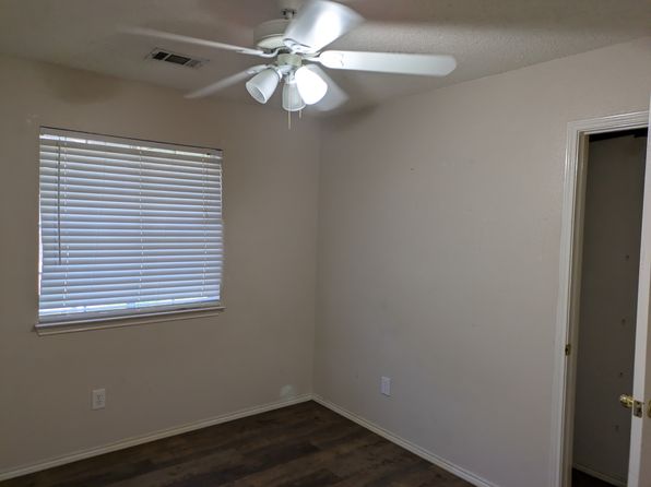 1113 Easton Ln