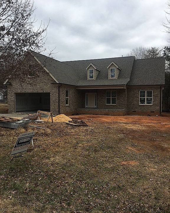 1st image of 315 Heatherford Dr