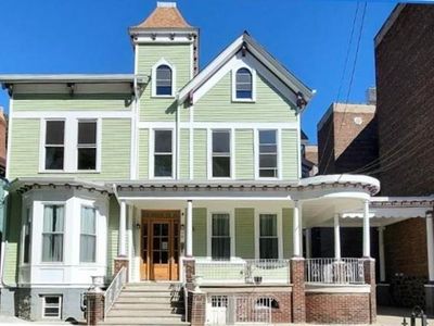 70 Sherman Pl #4, Jersey City, NJ, 07307