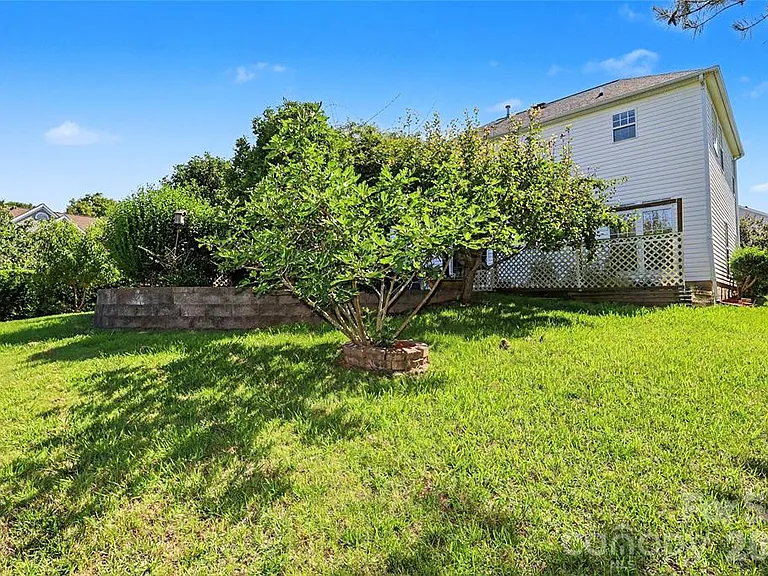 14802 Bergerac Ct — Photo 36