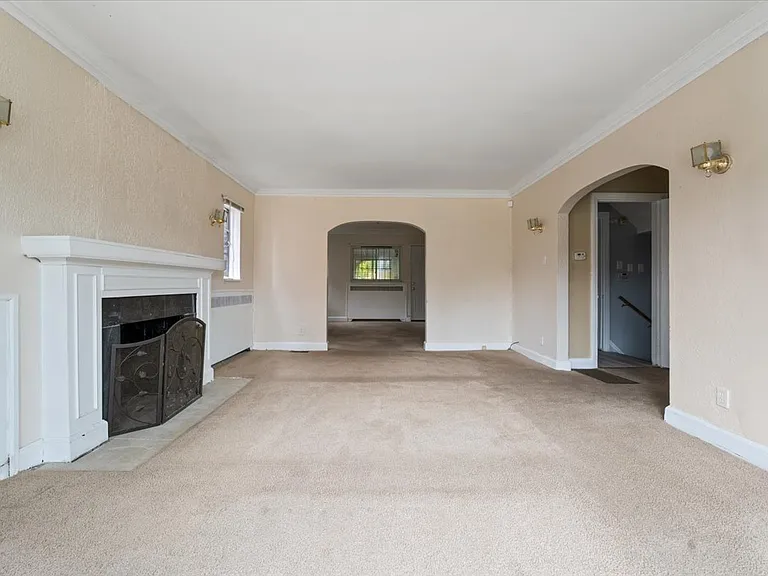 18290 Prairie St — Photo 3