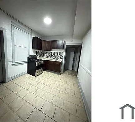3 bed, $1,850 — Photo 1